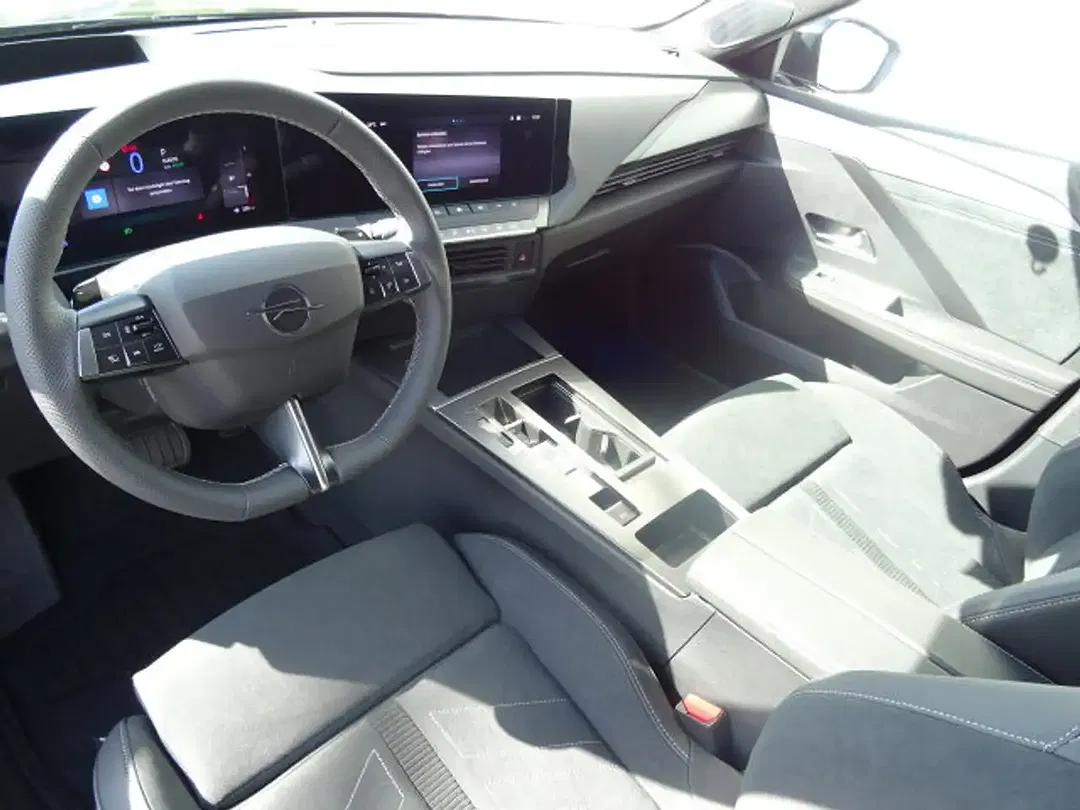 Opel Astra PHEV Ultimate - Thumbnail 7
