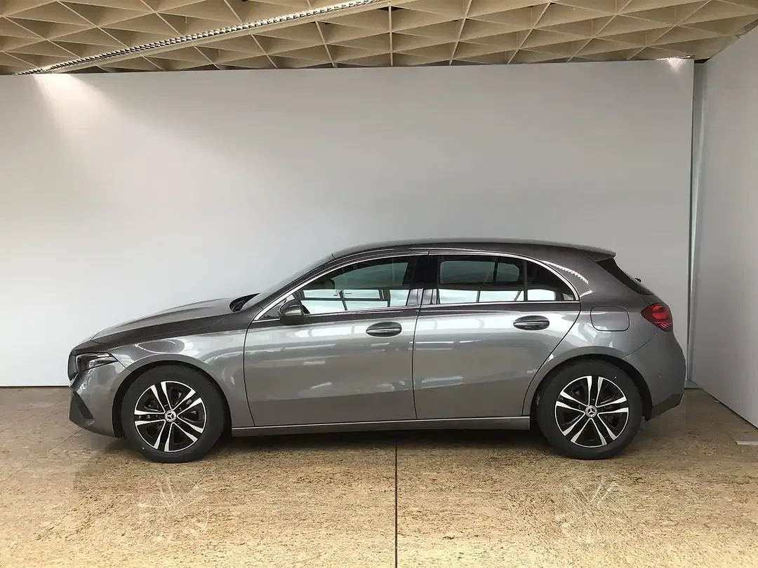 Mercedes-Benz A 180 Progressive - Thumbnail 2