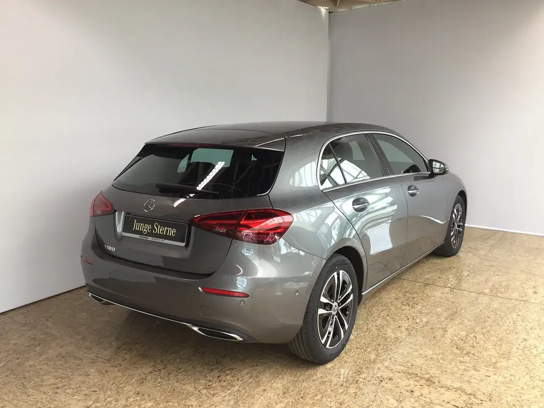 Mercedes-Benz A 180 Progressive - Thumbnail 4
