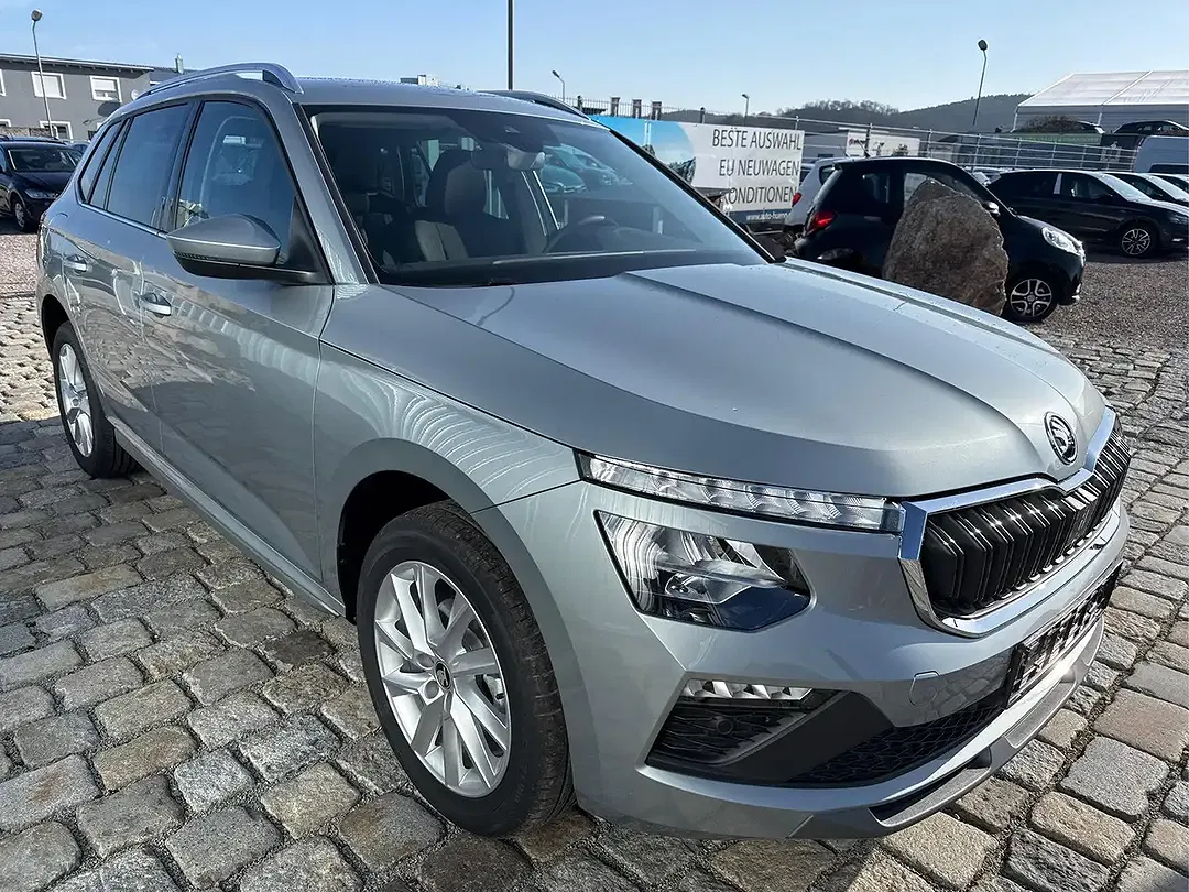 Skoda Kamiq 1.5 TSI DSG 130 Years Premium Edition - Thumbnail 3