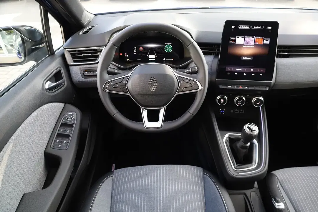 Renault Clio TCe Techno - Thumbnail 11