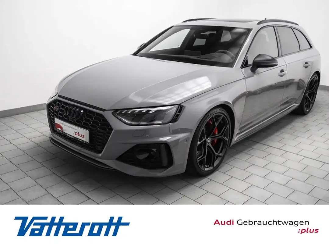 Audi RS4 performance Matrix LED Avant - foto 1