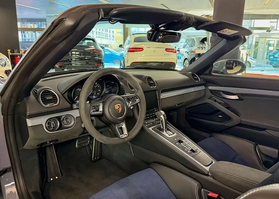 Porsche Boxster - Thumbnail 23
