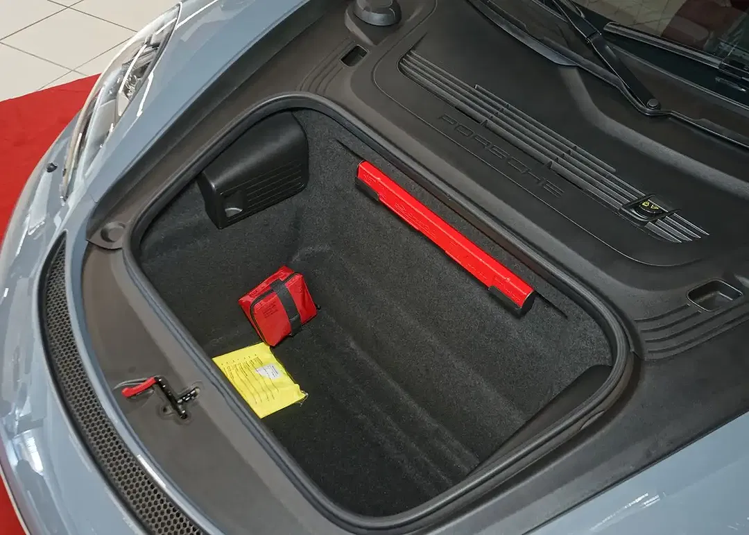 Porsche Boxster - Thumbnail 39