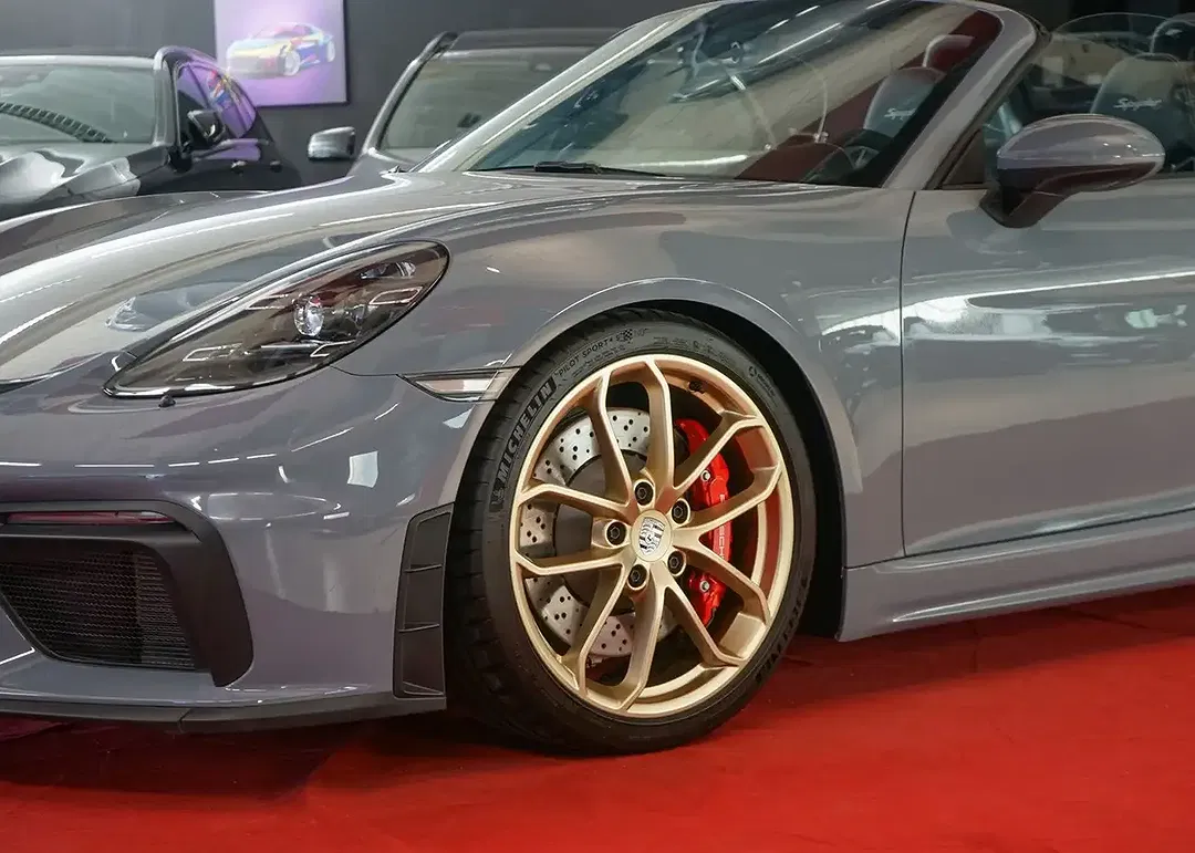 Porsche Boxster - Thumbnail 4