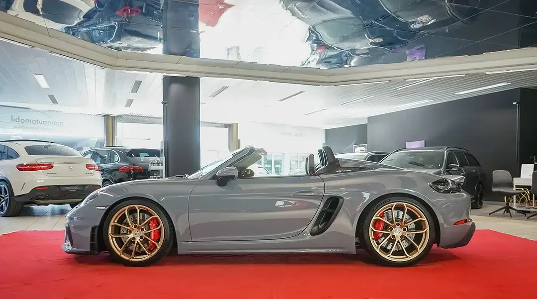 Porsche Boxster - Thumbnail 5
