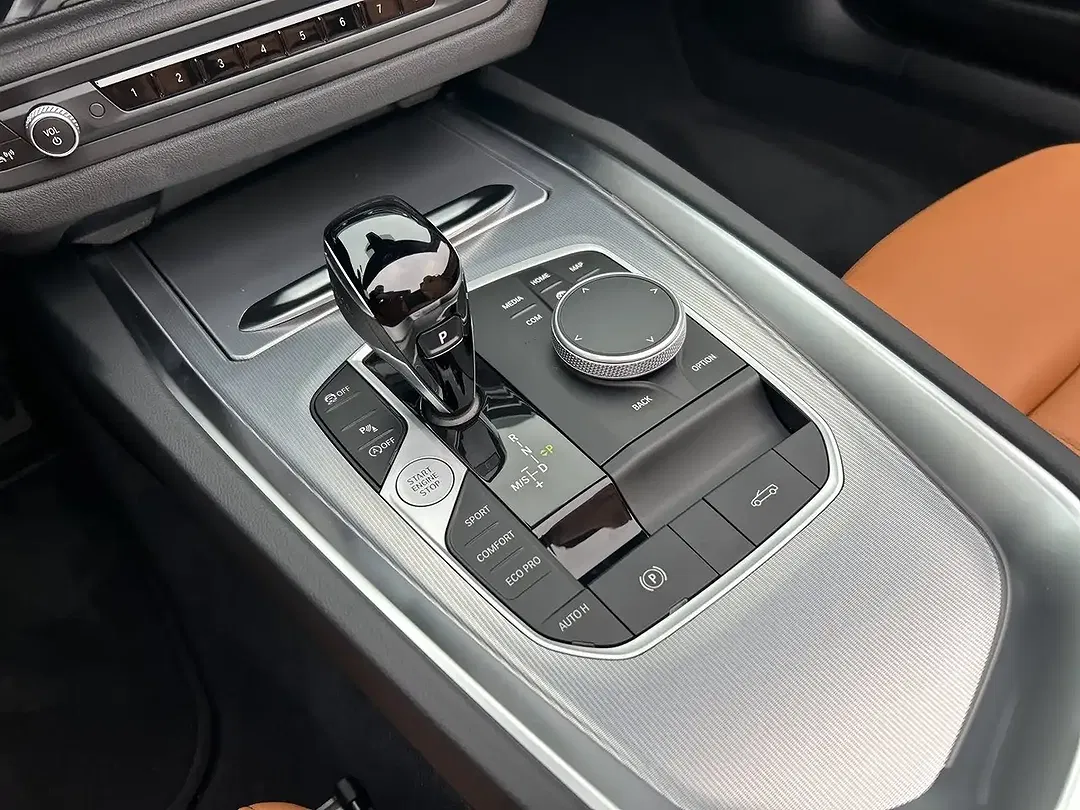BMW Z4 sDrive M - Thumbnail 9