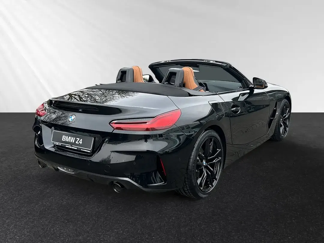 BMW Z4 sDrive M - Thumbnail 3
