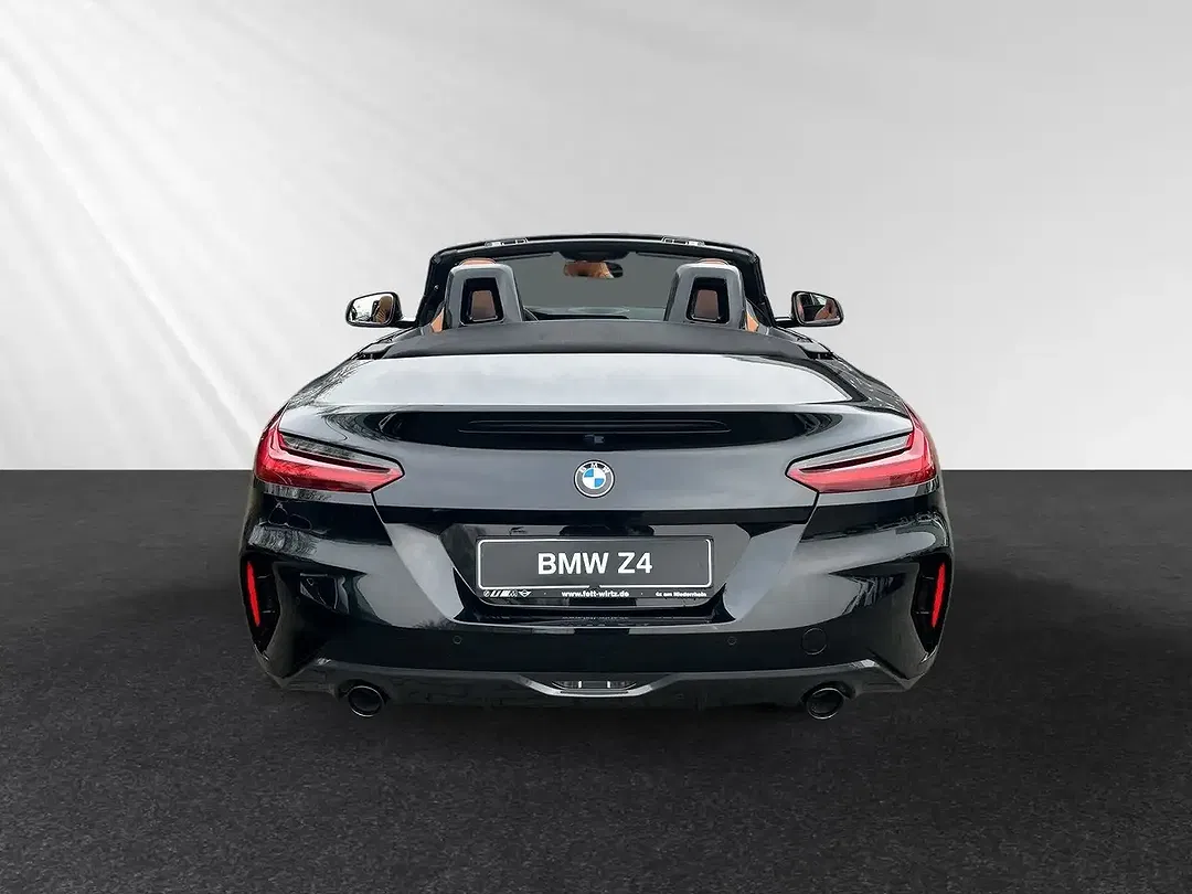 BMW Z4 sDrive M - Thumbnail 5