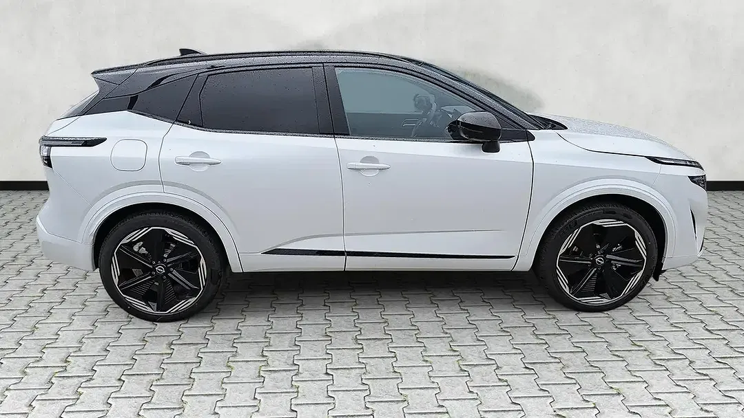 Nissan Qashqai 1.3 DIG-T Xtronic N-Design Comfort - Thumbnail 22