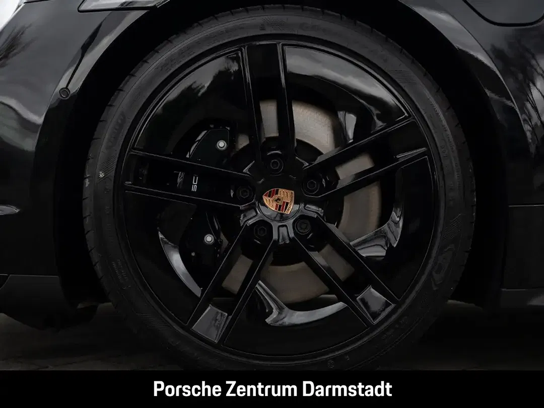 Porsche Taycan GTS Sport Turismo - Thumbnail 9