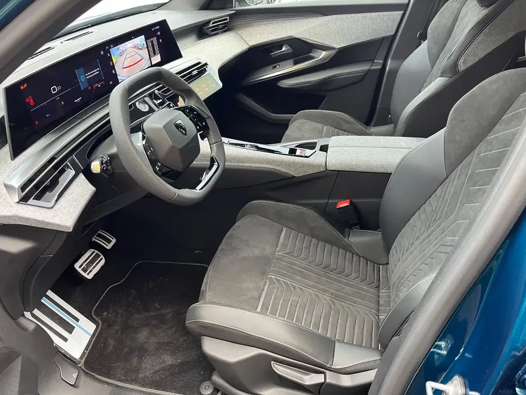 Peugeot 5008 136 Hybrid GT - Thumbnail 8