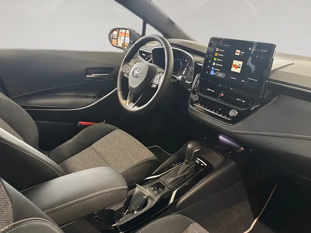 Toyota Corolla Hybrid Teamplayer - foto 14