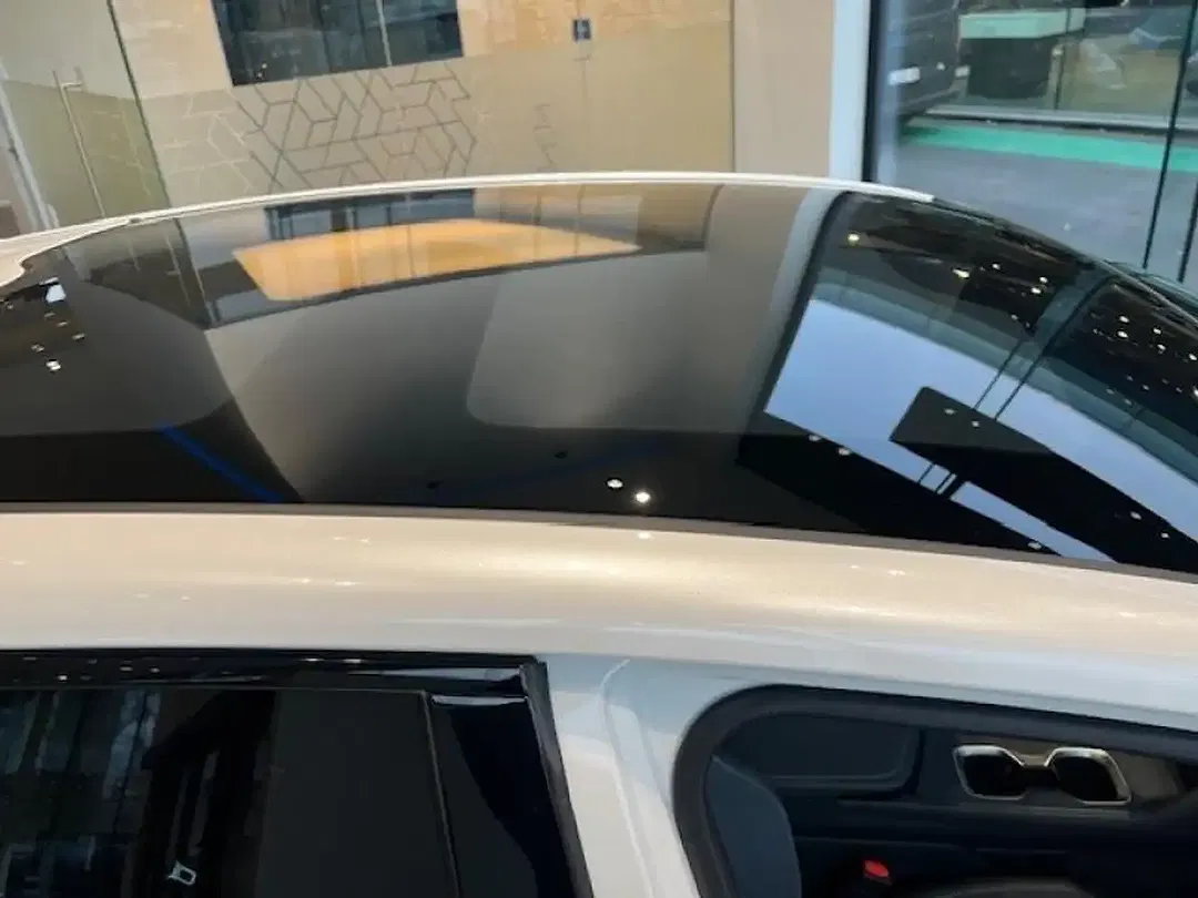 Lexus RZ - Thumbnail 6