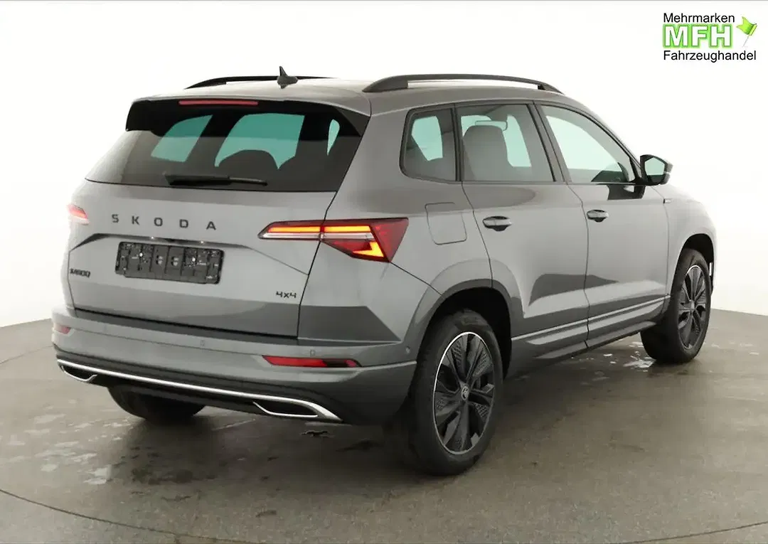 Skoda Karoq 2.0 TDI DSG 4x4 Sportline - foto 2