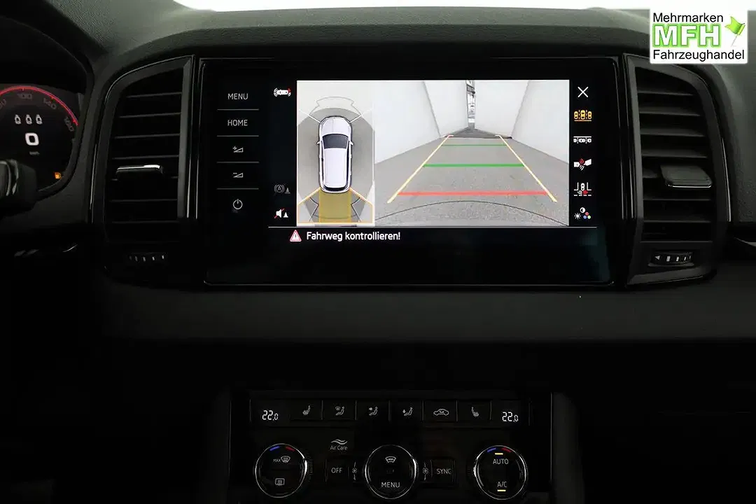 Skoda Karoq 2.0 TDI DSG 4x4 Sportline - Thumbnail 6