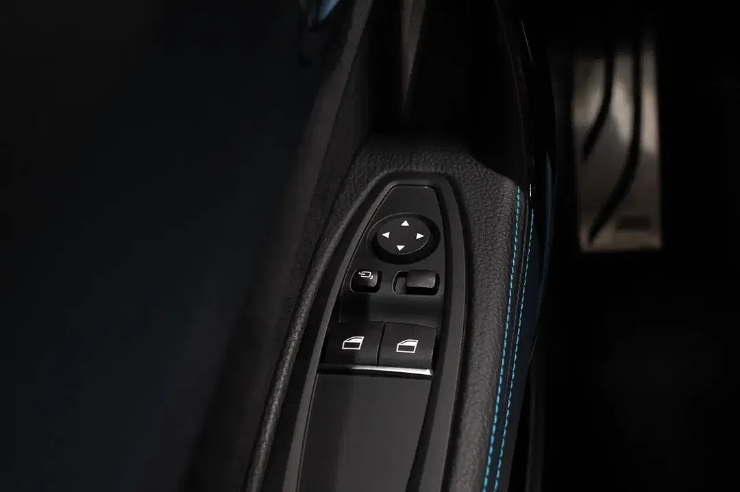 BMW M2 Competition - Thumbnail 12