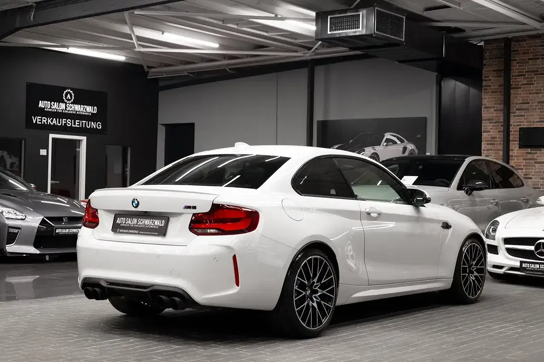 BMW M2 Competition - Thumbnail 4