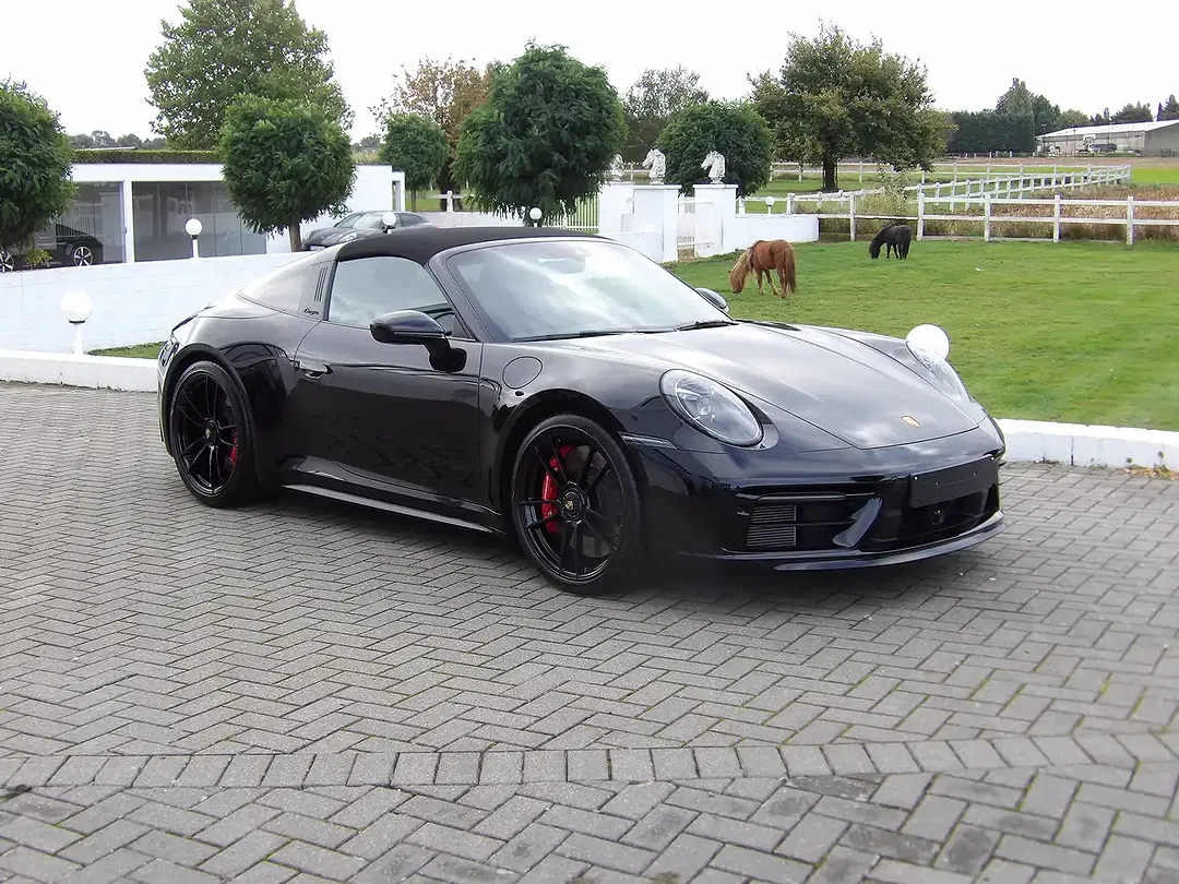 Porsche 992 Carrera 4 GTS Targa - foto 1