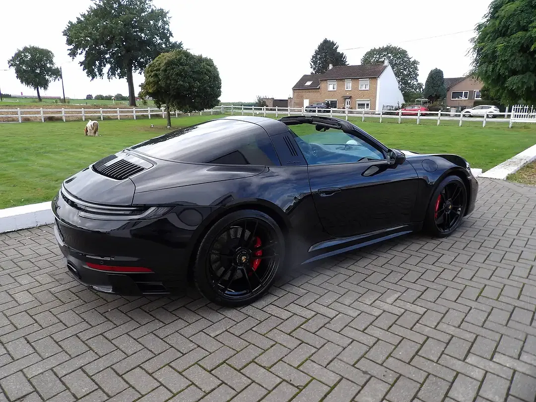 Porsche 992 Carrera 4 GTS Targa - foto 15