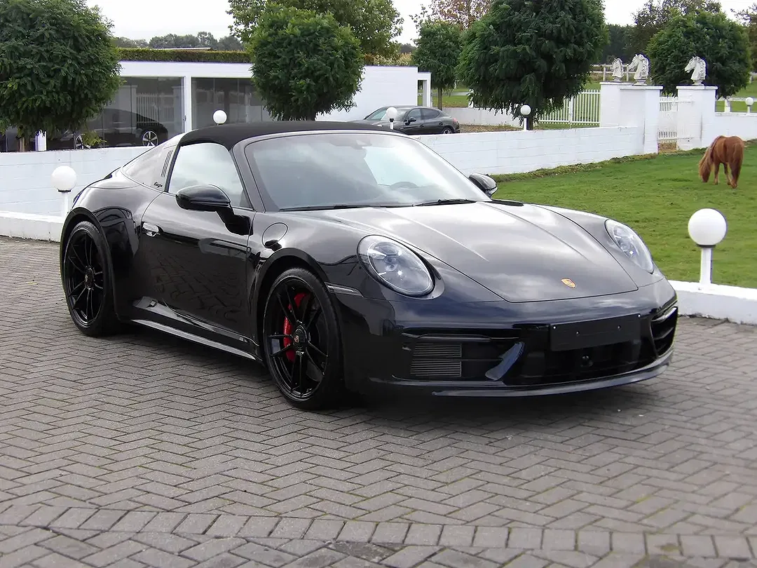 Porsche 992 Carrera 4 GTS Targa - foto 2