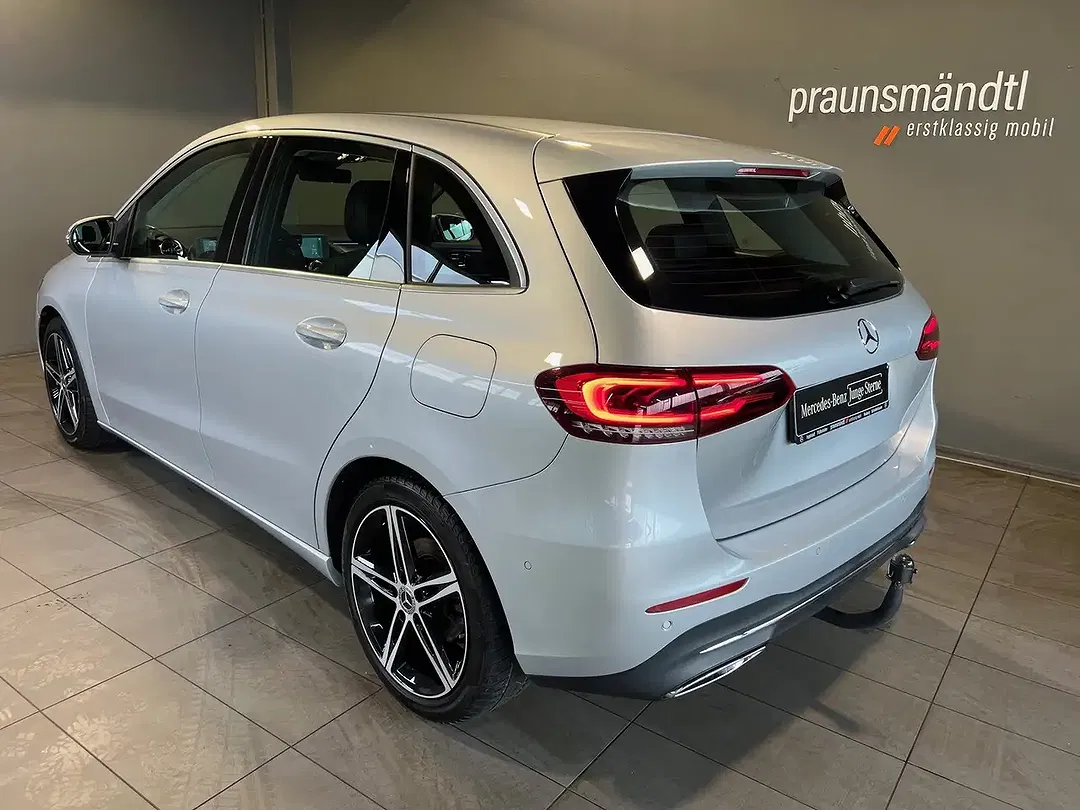 Mercedes-Benz B 200 MBUX Progressive - foto 1