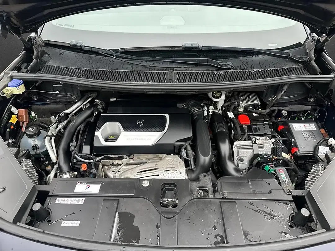 DS Automobiles DS 7 Crossback - Thumbnail 3