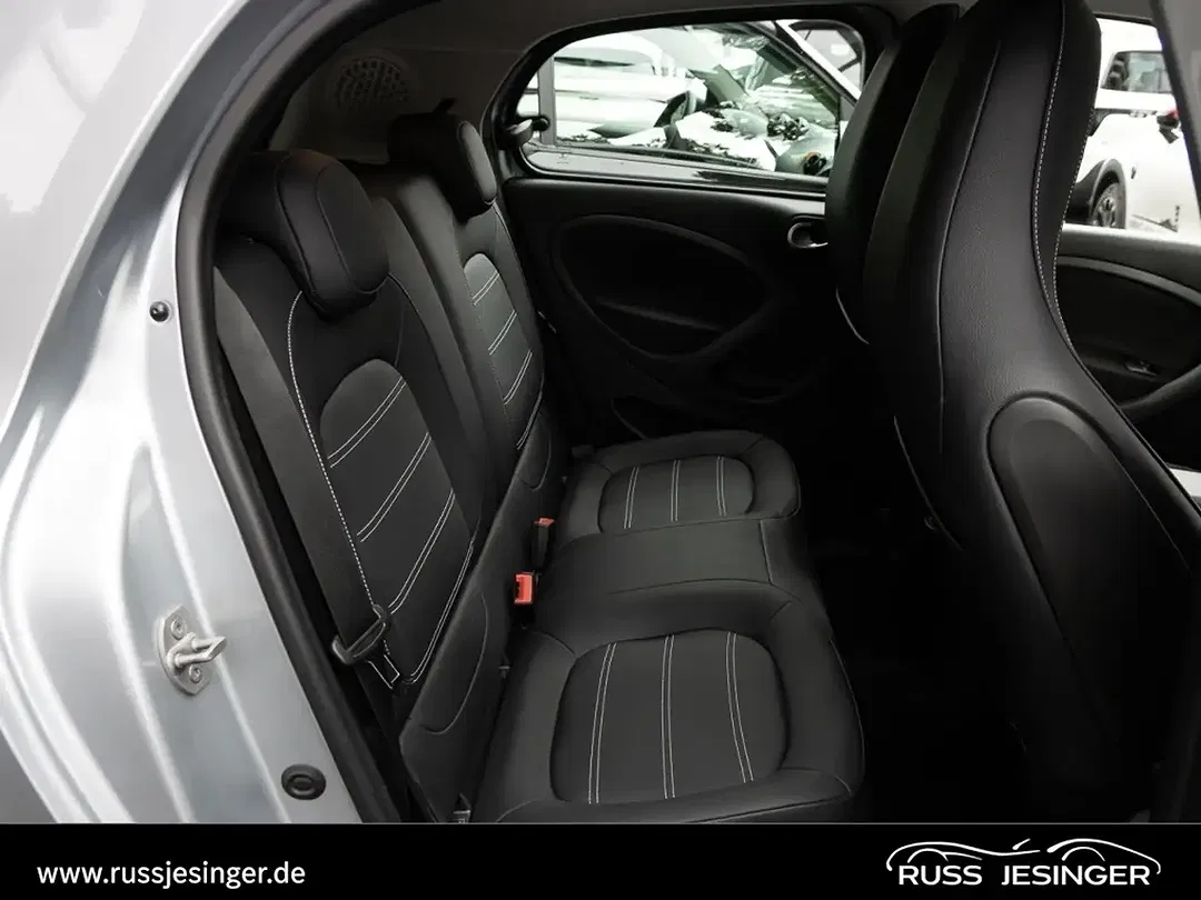 smart forFour - Thumbnail 8
