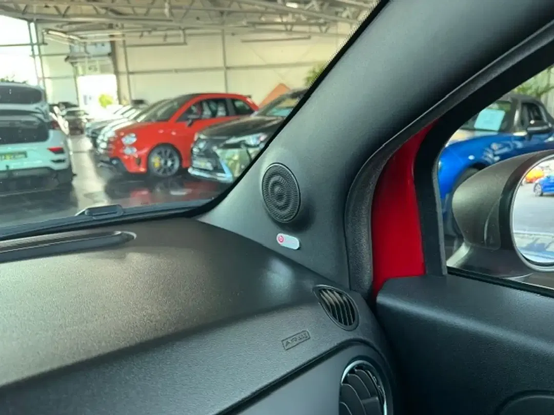 Abarth 695C - Thumbnail 10