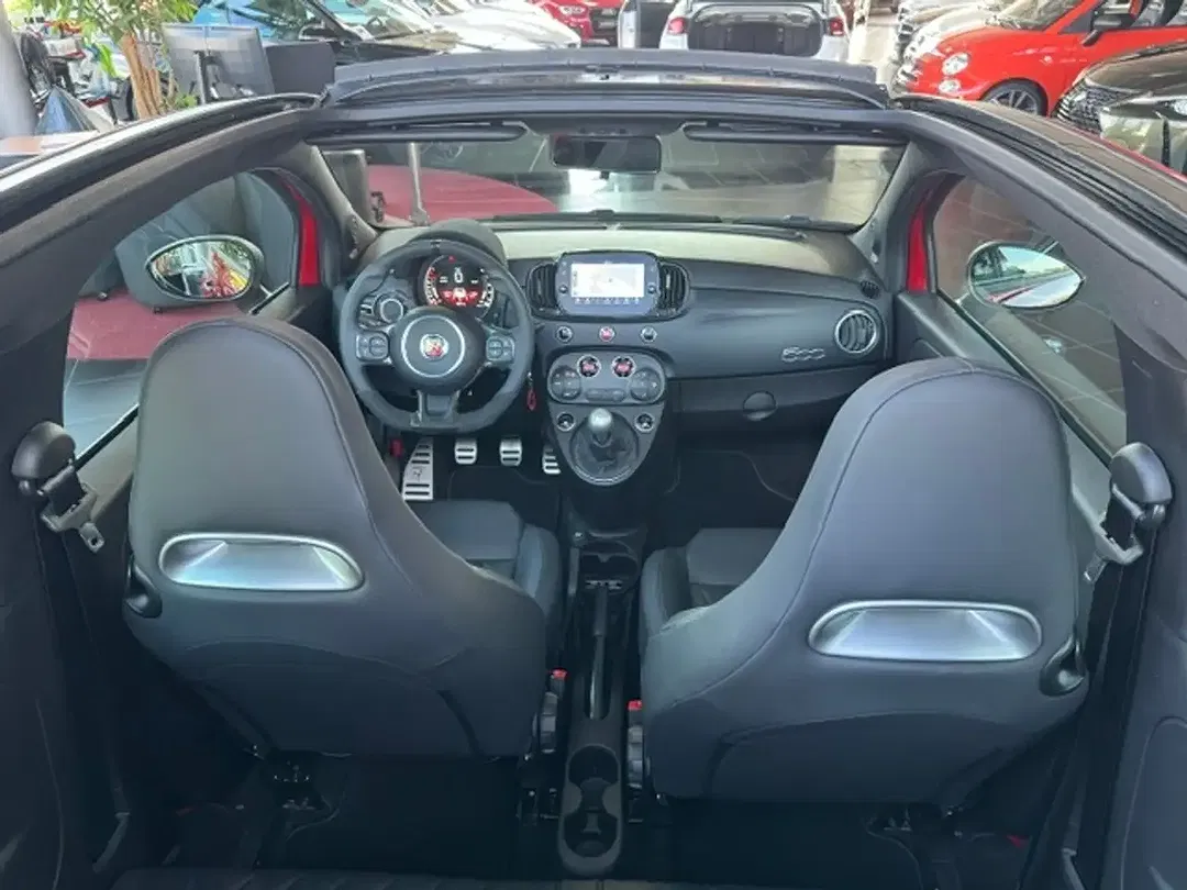 Abarth 695C - Thumbnail 9