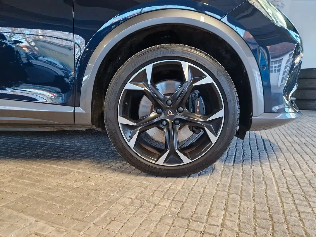 CUPRA Formentor PHEV DSG VZ1 - Thumbnail 8