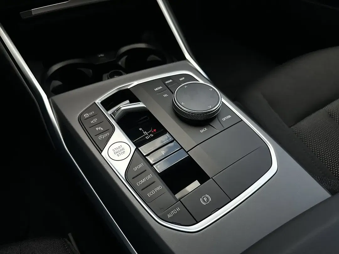 BMW 320 Touring - Thumbnail 14