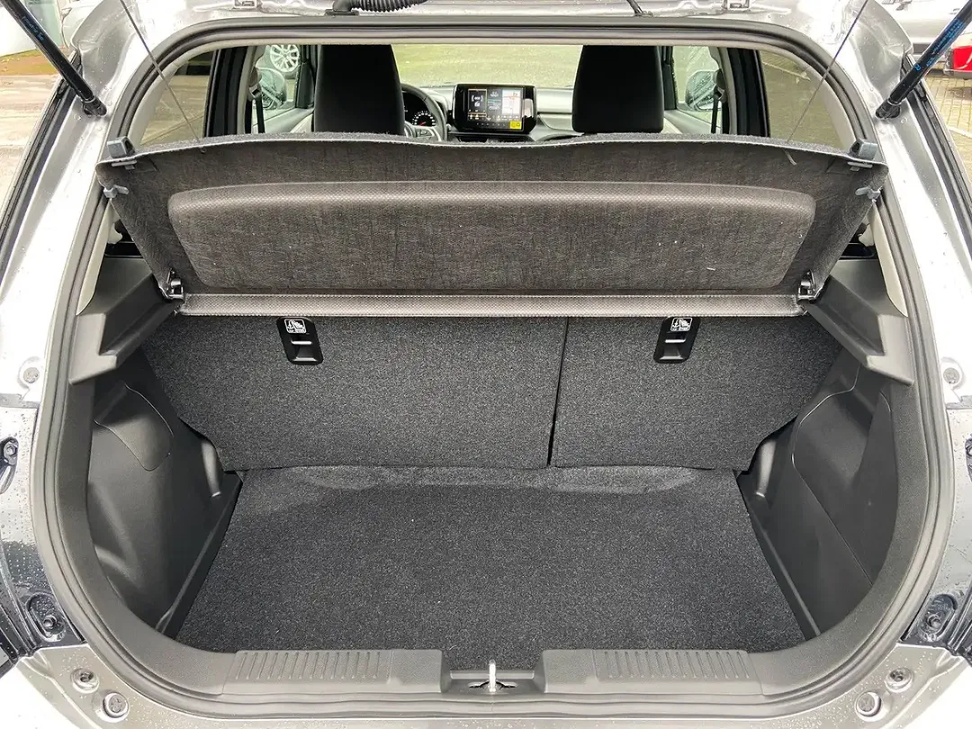 Suzuki Swift Hybrid CVT Comfort - Thumbnail 9