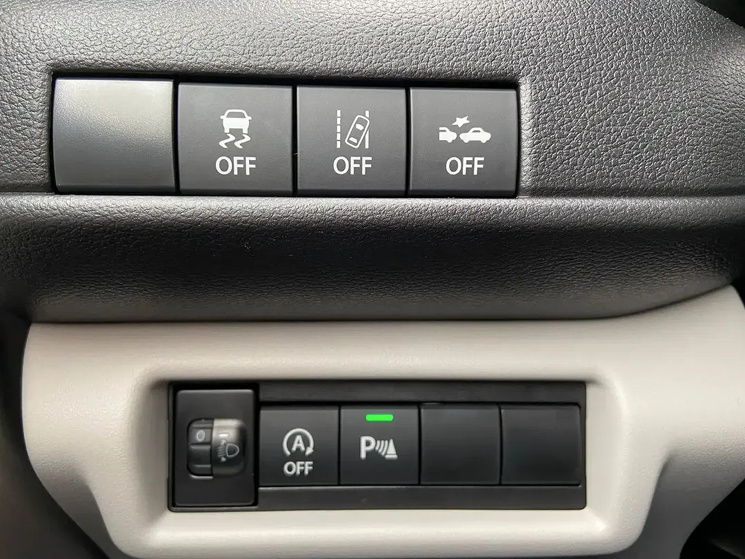 Suzuki Swift Hybrid CVT Comfort - Thumbnail 12