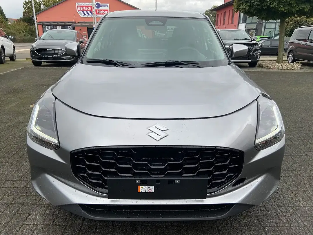 Suzuki Swift Hybrid CVT Comfort - foto 2