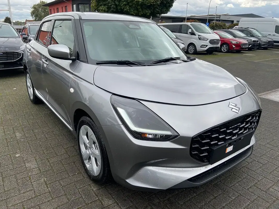 Suzuki Swift Hybrid CVT Comfort - Thumbnail 3