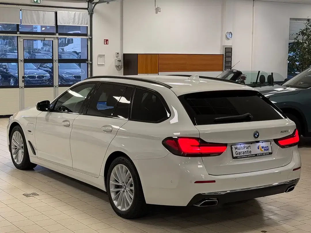 BMW 530 AUT - Thumbnail 12