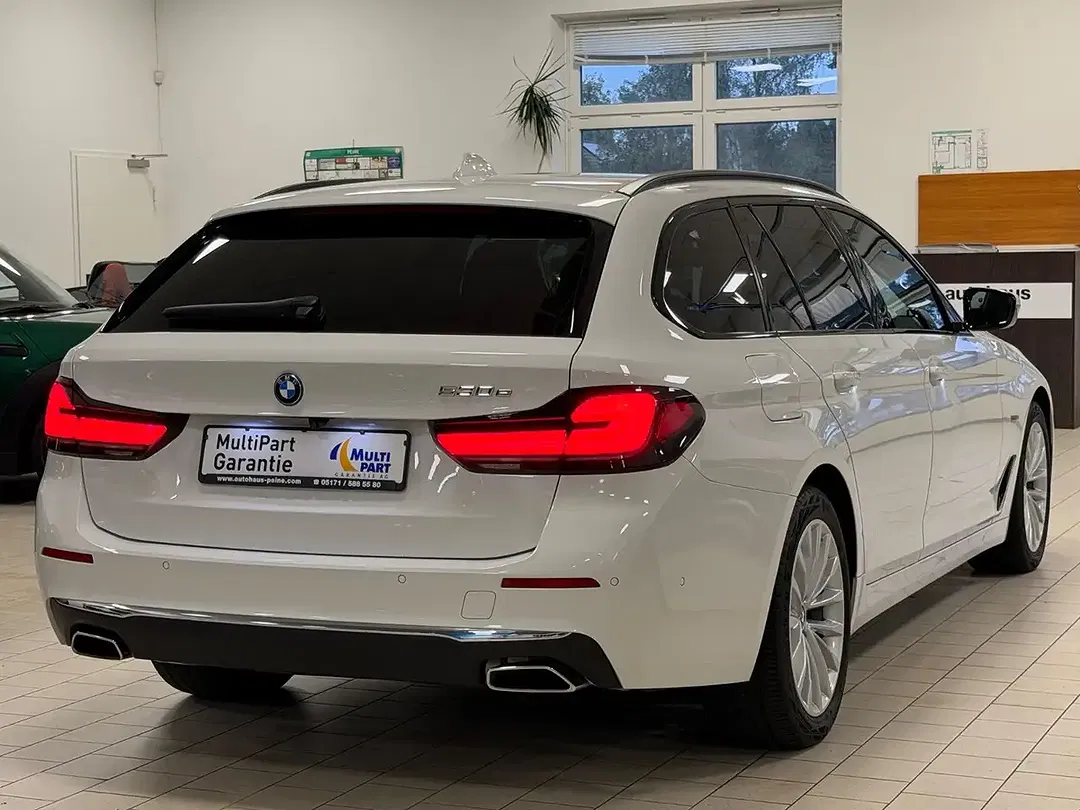 BMW 530 AUT - Thumbnail 15