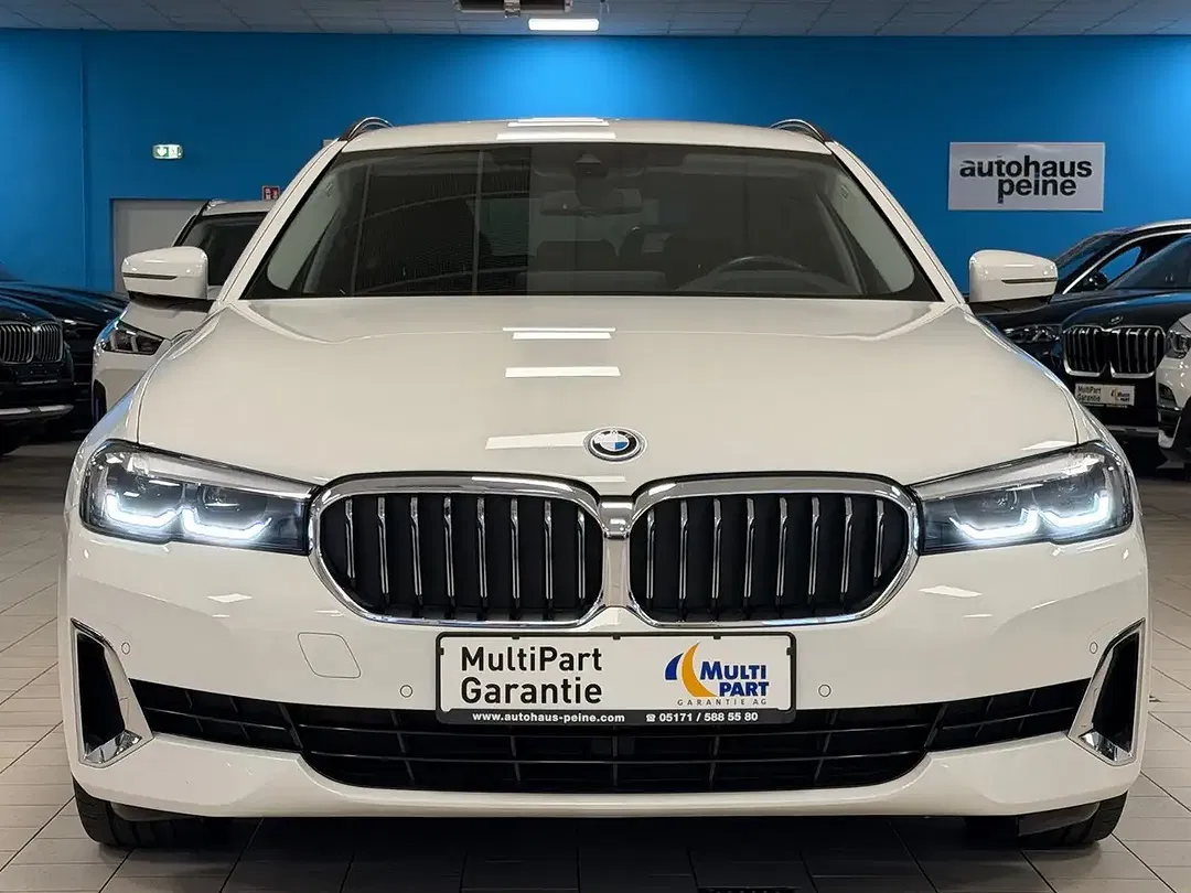 BMW 530 AUT - Thumbnail 5