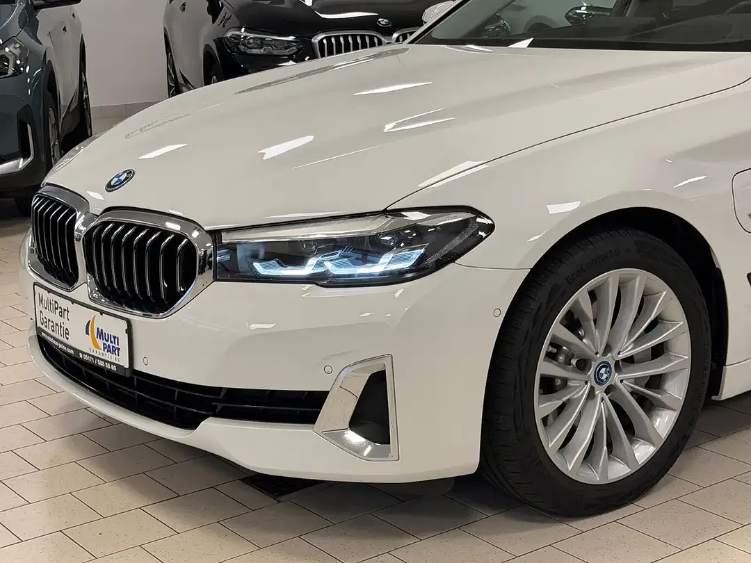 BMW 530 AUT - Thumbnail 6