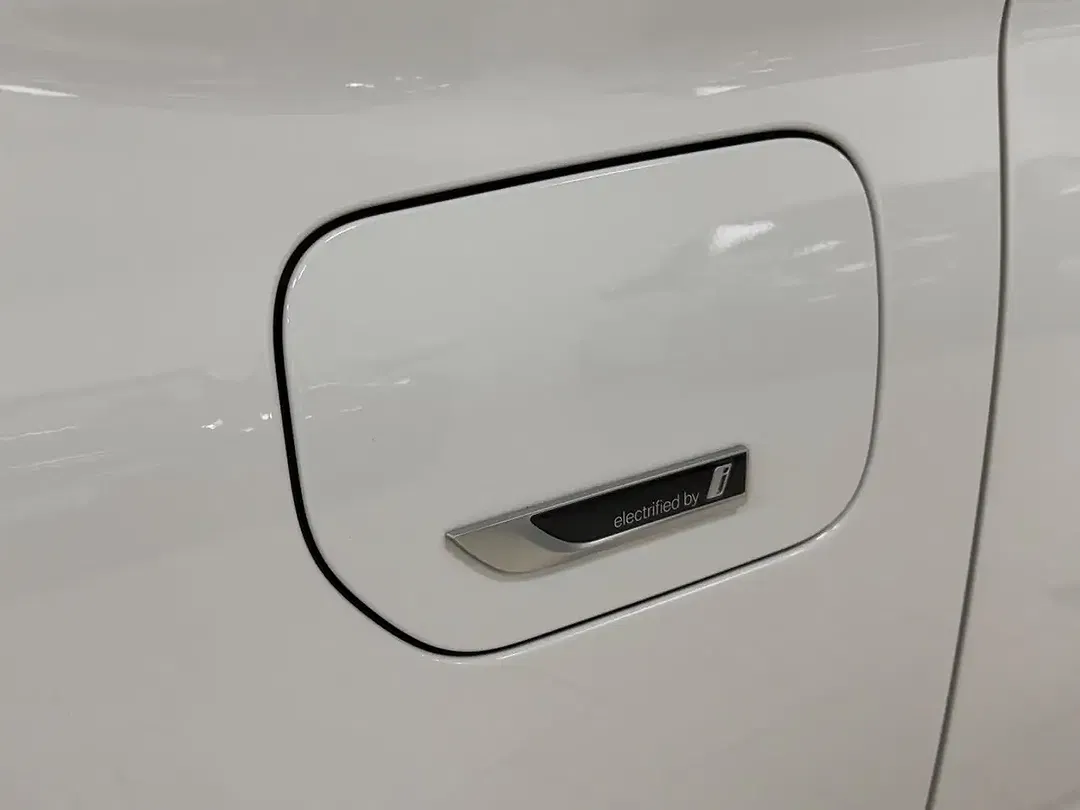 BMW 530 AUT - Thumbnail 8