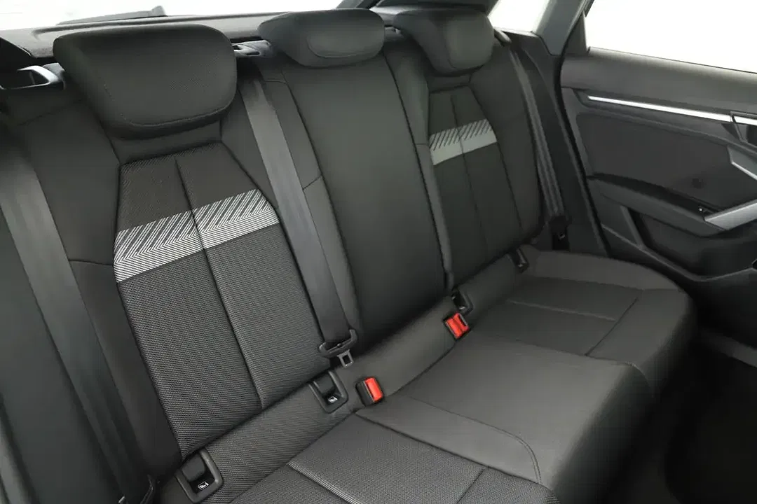 Audi A3 40 TFSI e S tronic - Thumbnail 6