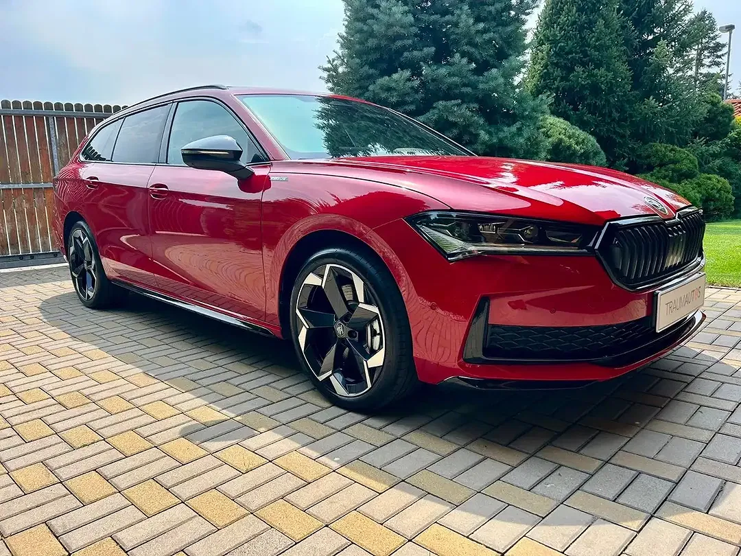 Skoda Superb 1.5 TSI iV Sportline - foto 2