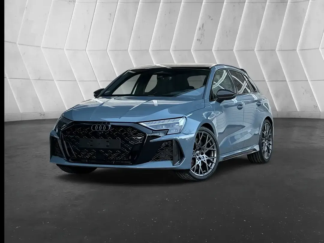 Audi RS3 quattro Sportback - Thumbnail 4