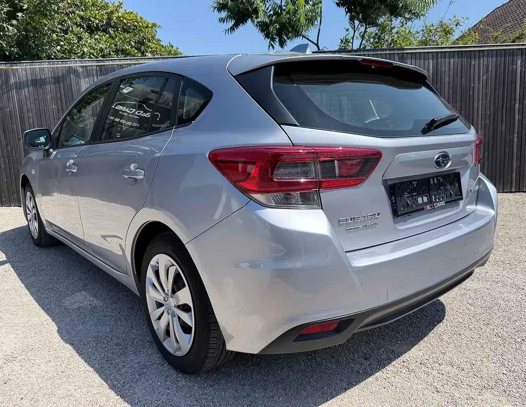 Subaru Impreza 1.6 AWD - foto 2