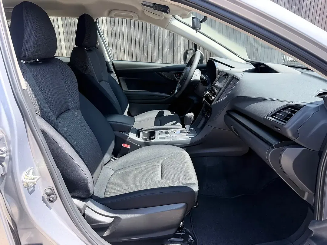 Subaru Impreza 1.6 AWD - Thumbnail 8
