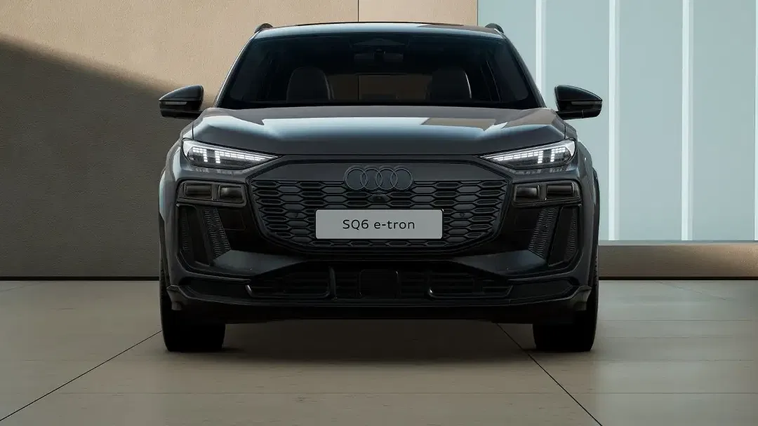 Audi SQ6 e-tron Edition One - Thumbnail 3