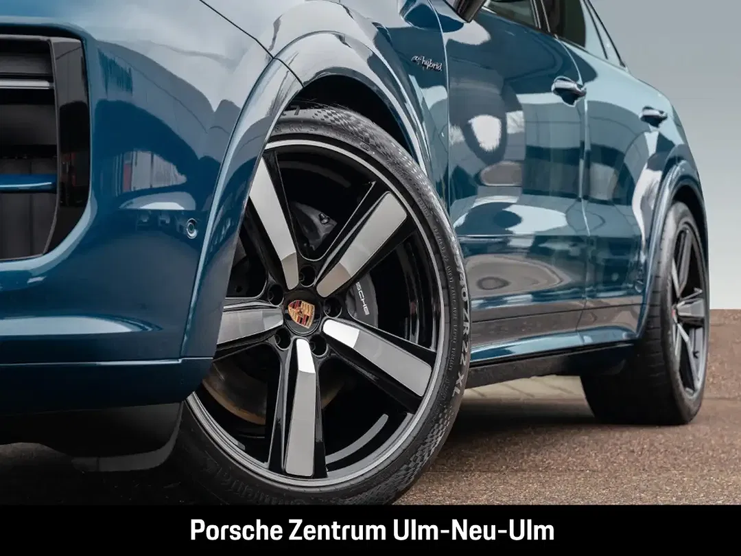 Porsche Cayenne E-Hybrid Coupe Edition - Thumbnail 9