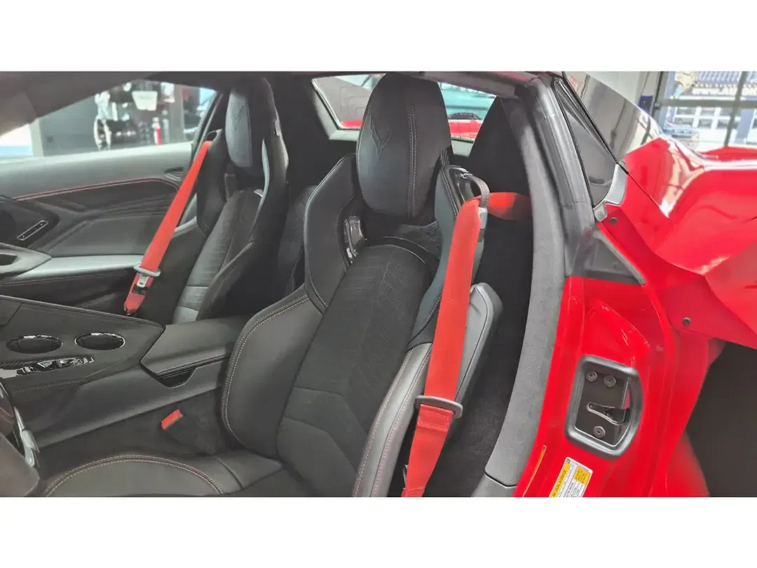 Corvette C8 E-Ray Convertible 3LZ - Thumbnail 15