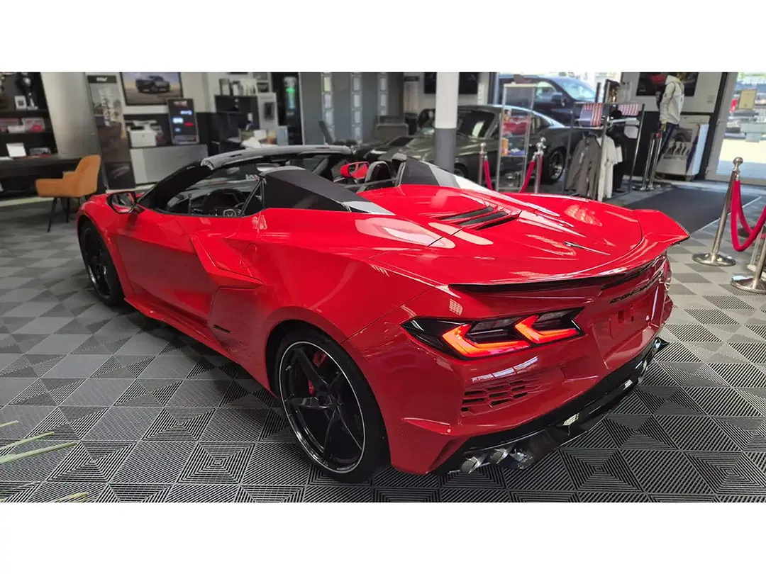 Corvette C8 E-Ray Convertible 3LZ - Thumbnail 38